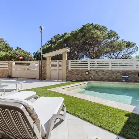 Rachele First Floor Private Pool Villa Porto Pino